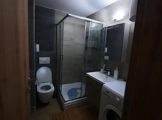 Hills 20 Apartman Divcibare